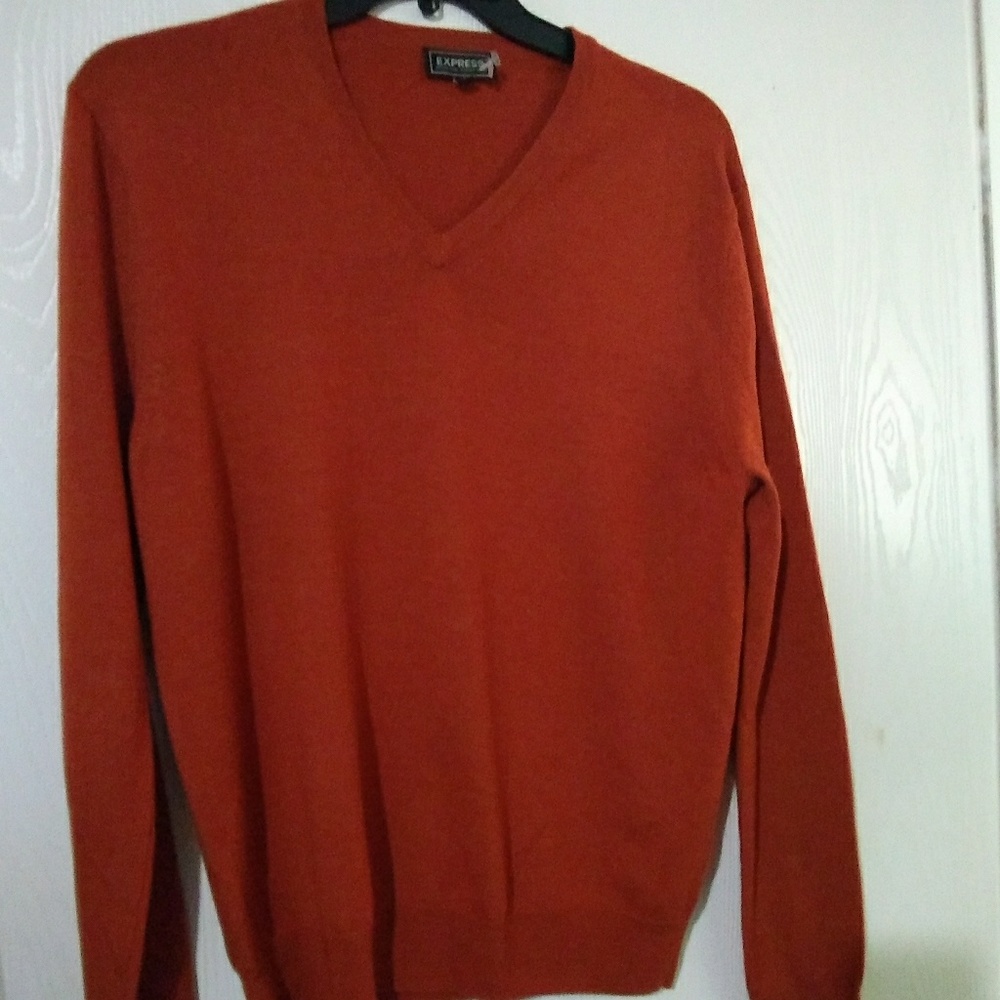 Like new men Express sweater